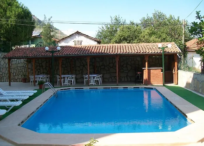 Sevgi 3 ホテル サルゲルメ