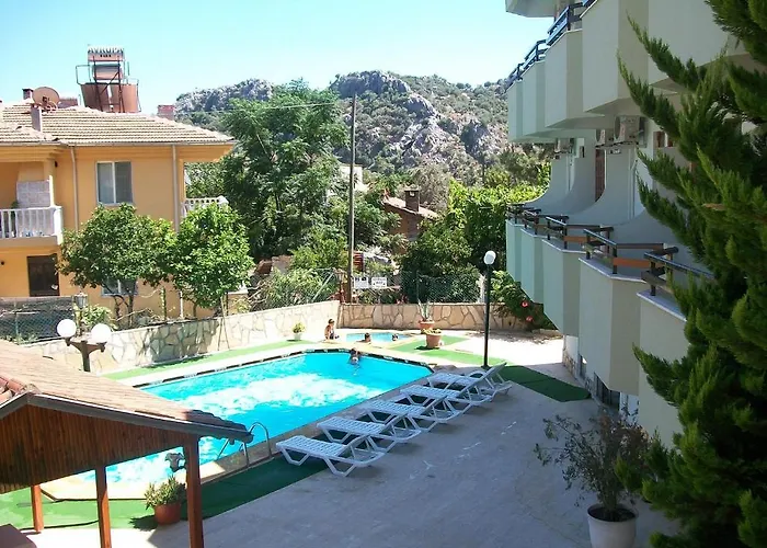 Sevgi 3 3* サルゲルメ