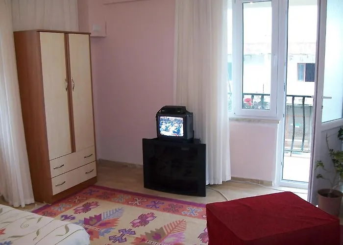 Sevgi 3 ホテル サルゲルメ