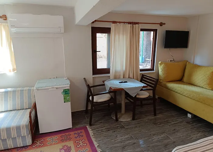 Sevgi 3 3* サルゲルメ